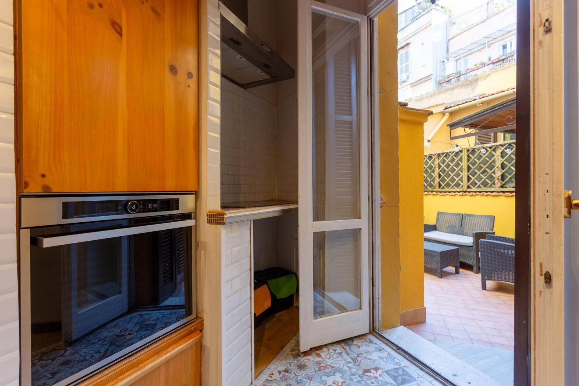 Apartment Oliviero - Colosseo With Terrace Rom